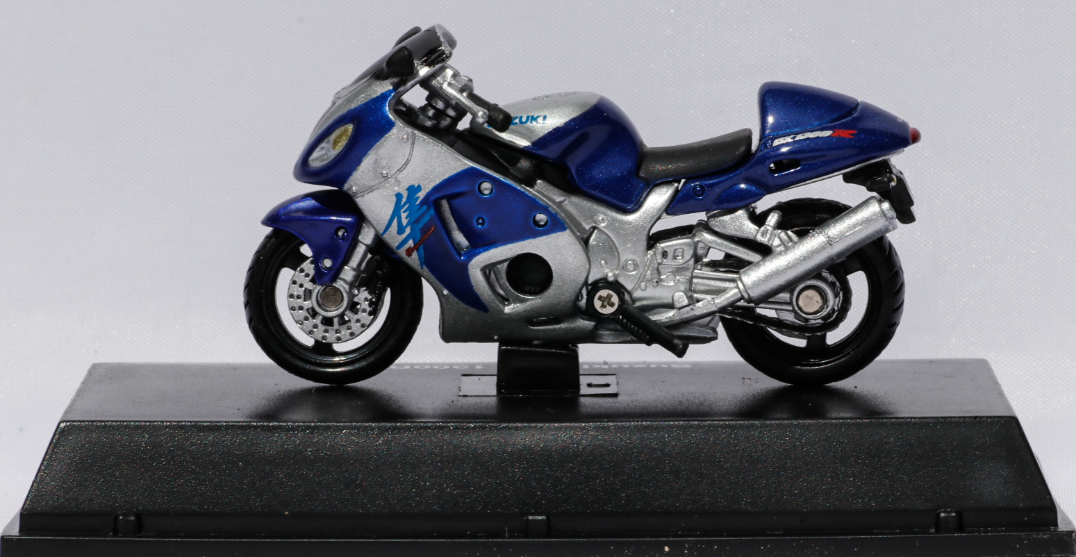 Newray 1-32 Suzuki GSX1300R
